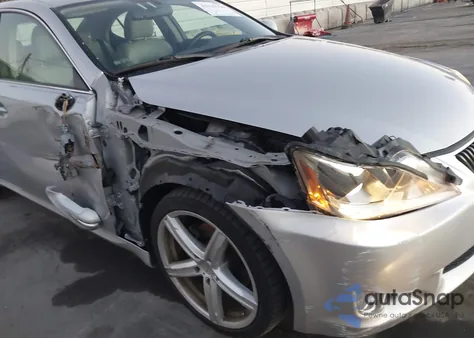 2009 Lexus Is 250 z USA, uszkodzony, nr VIN JTHBK262295093769